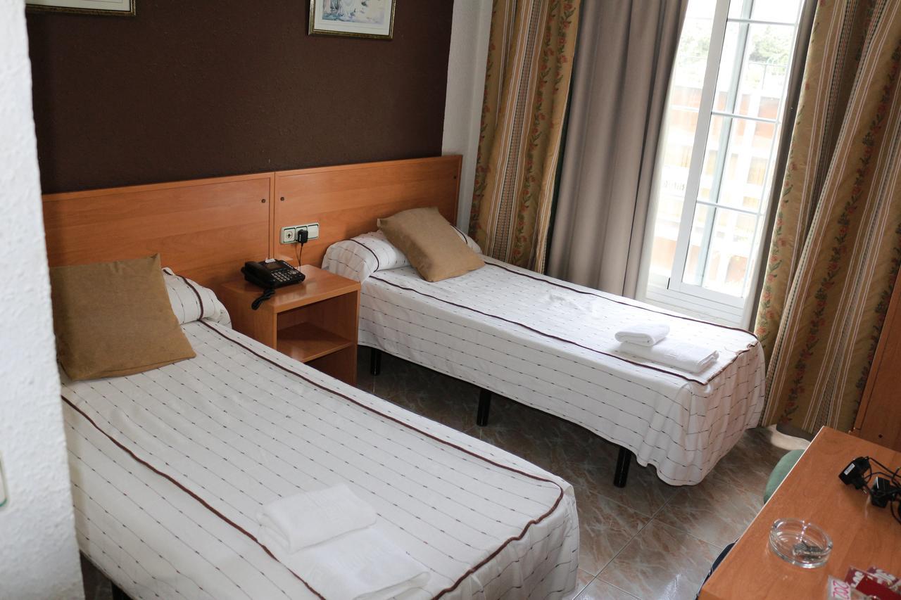 Hotel New Sanz Τορρεμολίνος Εξωτερικό φωτογραφία